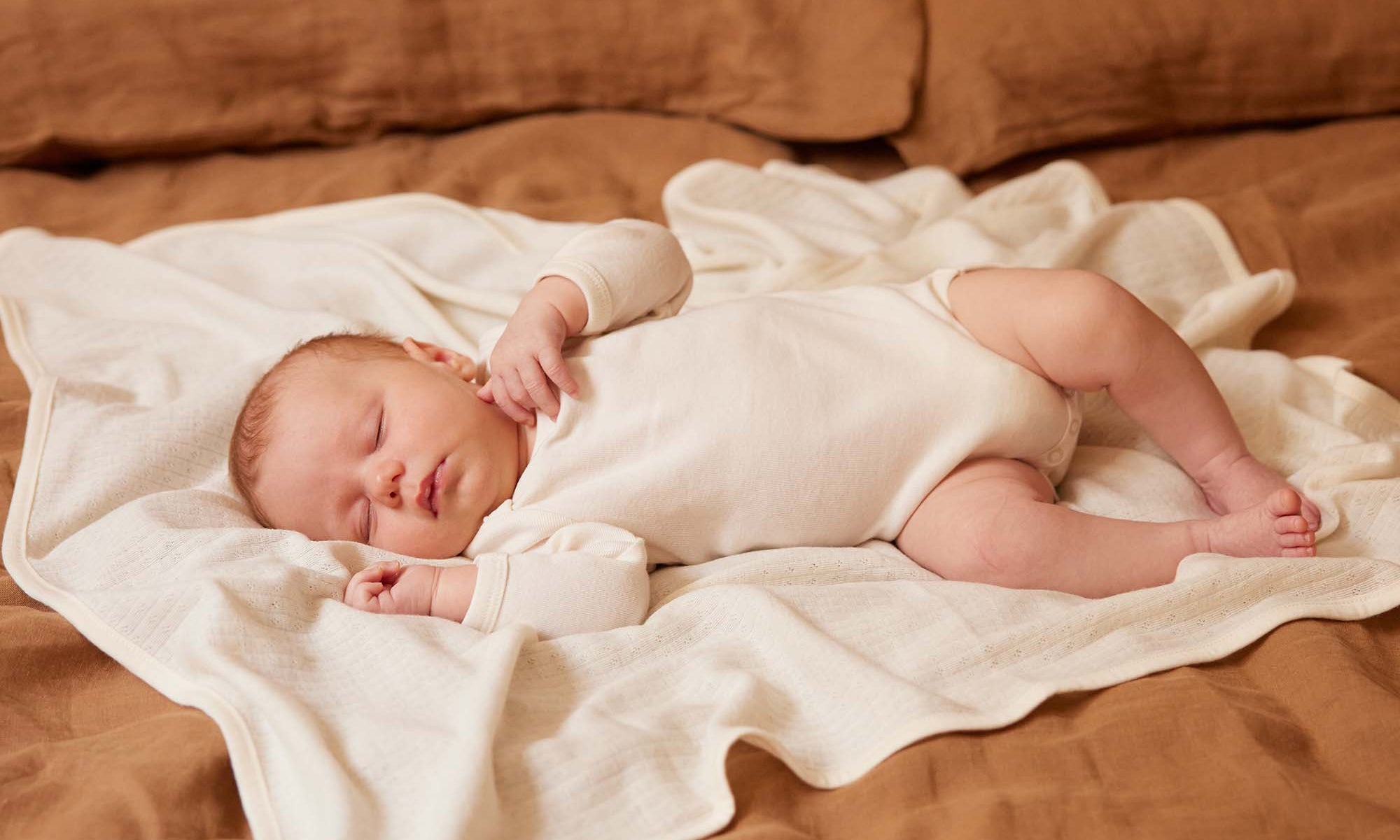Top Tips For Peaceful Newborn Sleep | Parenthood - Nature Baby