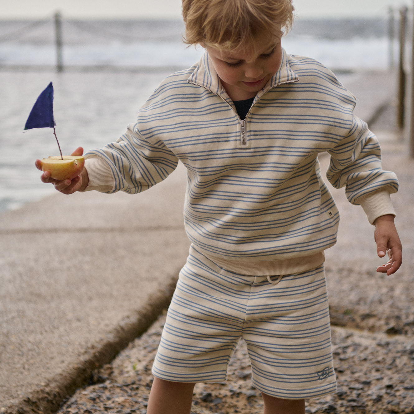 CAMPER SWEATSHIRT | Stripe Trio-Web-hover