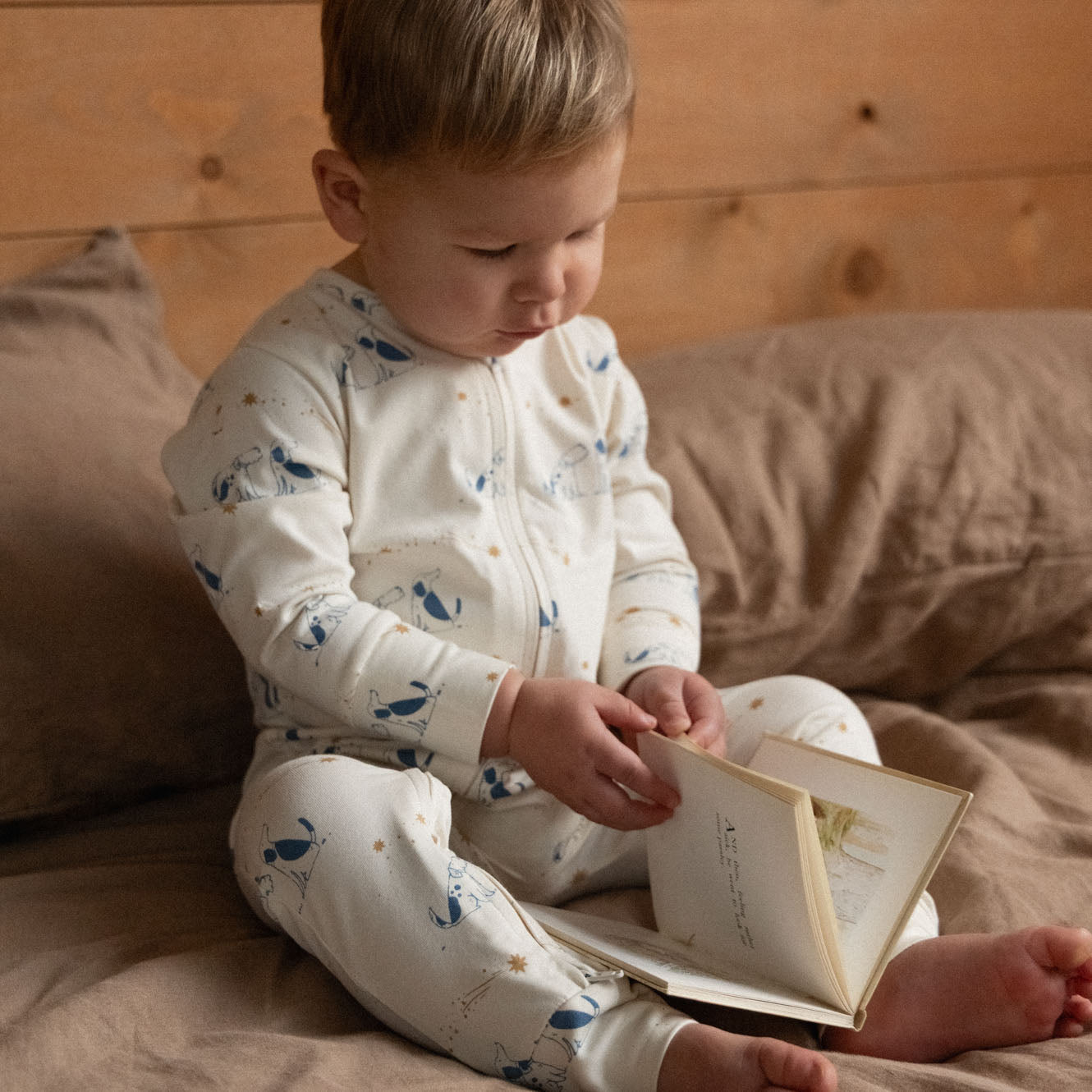 DREAMLANDS SUIT TODDLER | Dog Dream Print-Extra Img - 1
