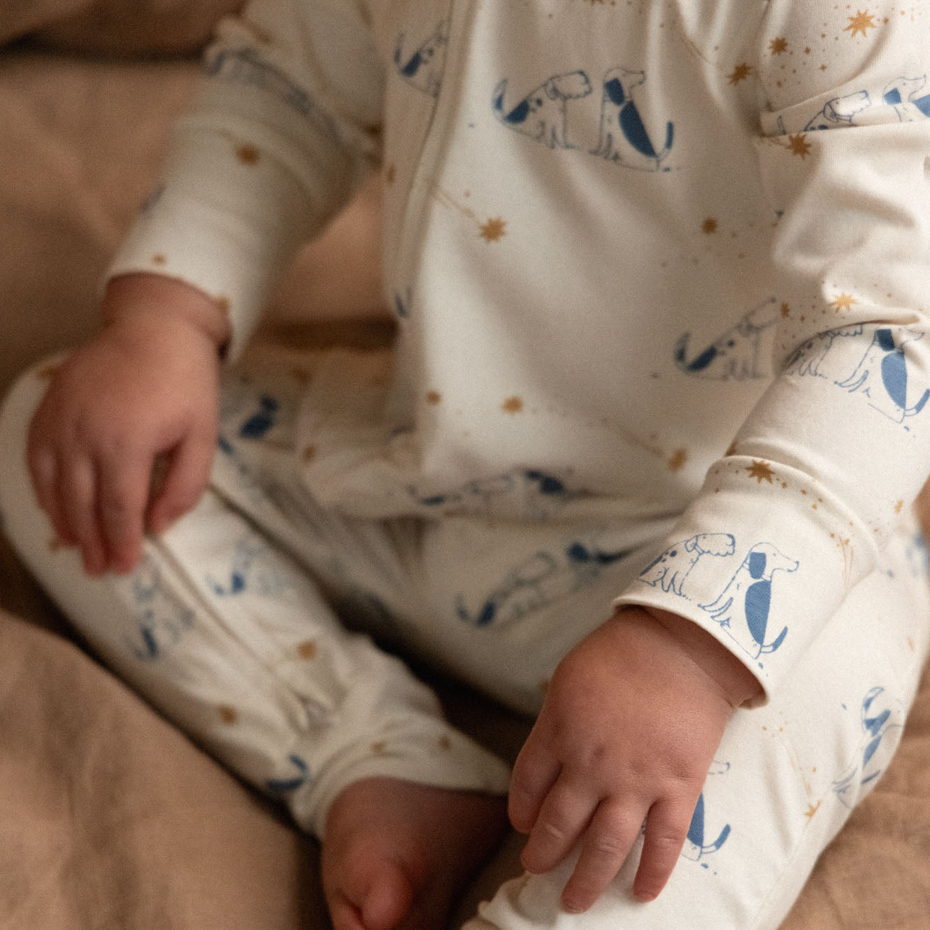 DREAMLANDS SUIT TODDLER | Dog Dream Print-Web-hover