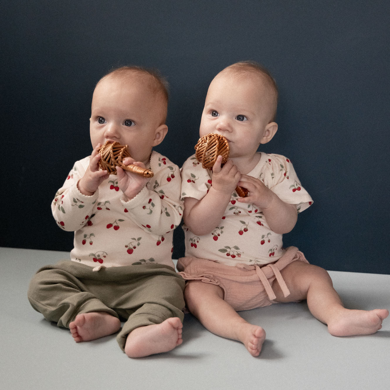 LONG SLEEVE BODYSUIT | Strawberry Blush Print-Extra Img - 2