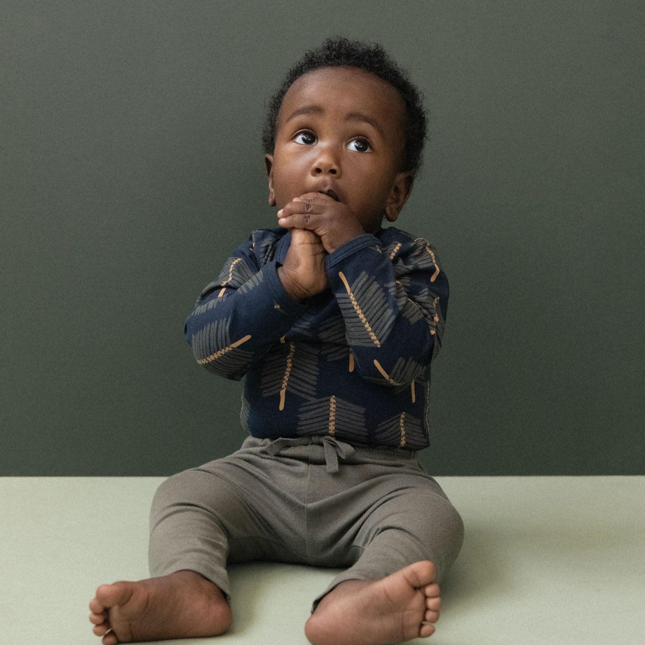 STRETCH JERSEY L/S BODYSUIT | Bramblewood Print-Extra Img - 1